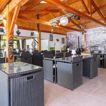 مكان تخييم Maeva Escapades Le Domaine Aramis Marsan